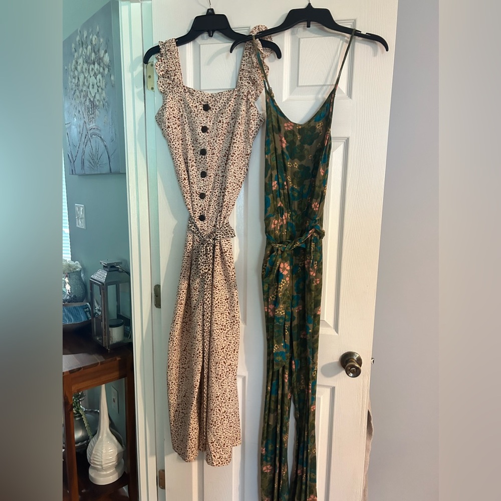 Jumpsuit pair